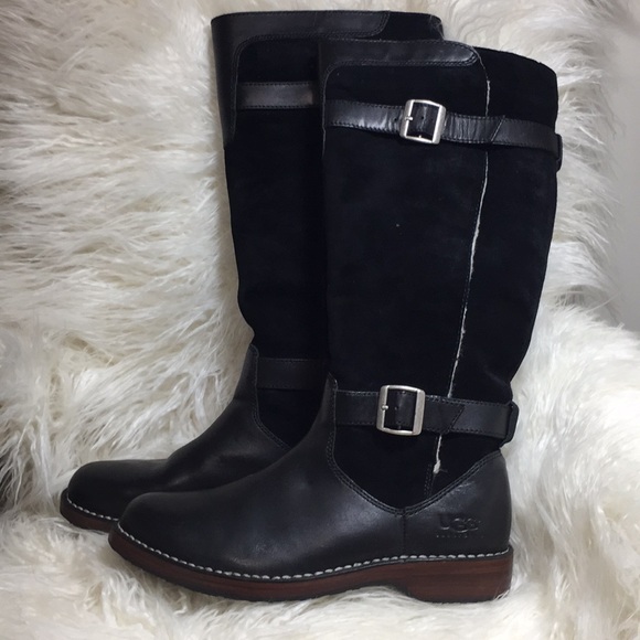 UGG boots - Picture 1 of 6